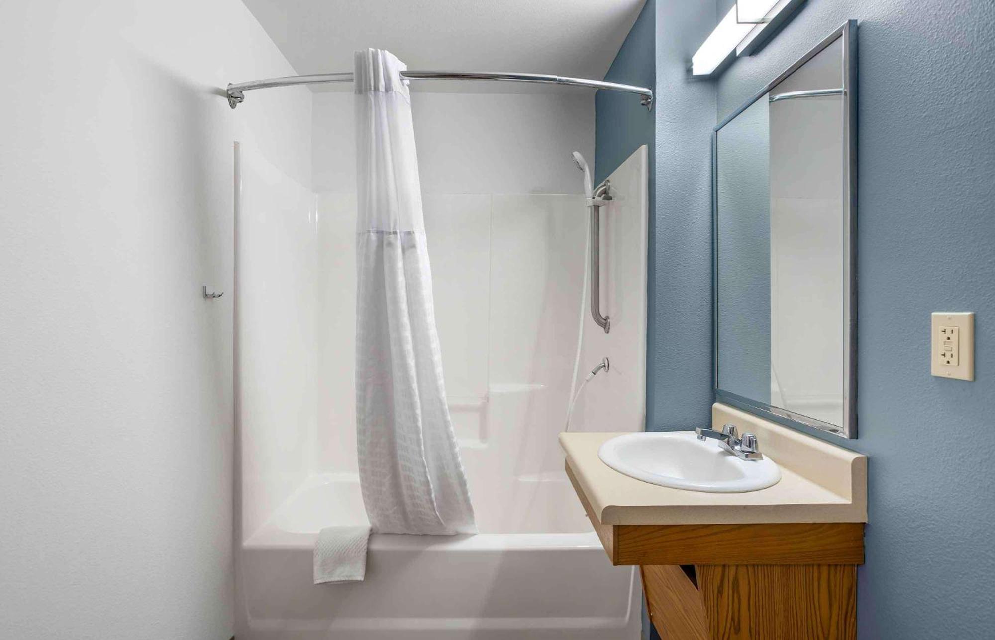 Extended Stay America Select Suites - Charlotte - Northlake Zewnętrze zdjęcie