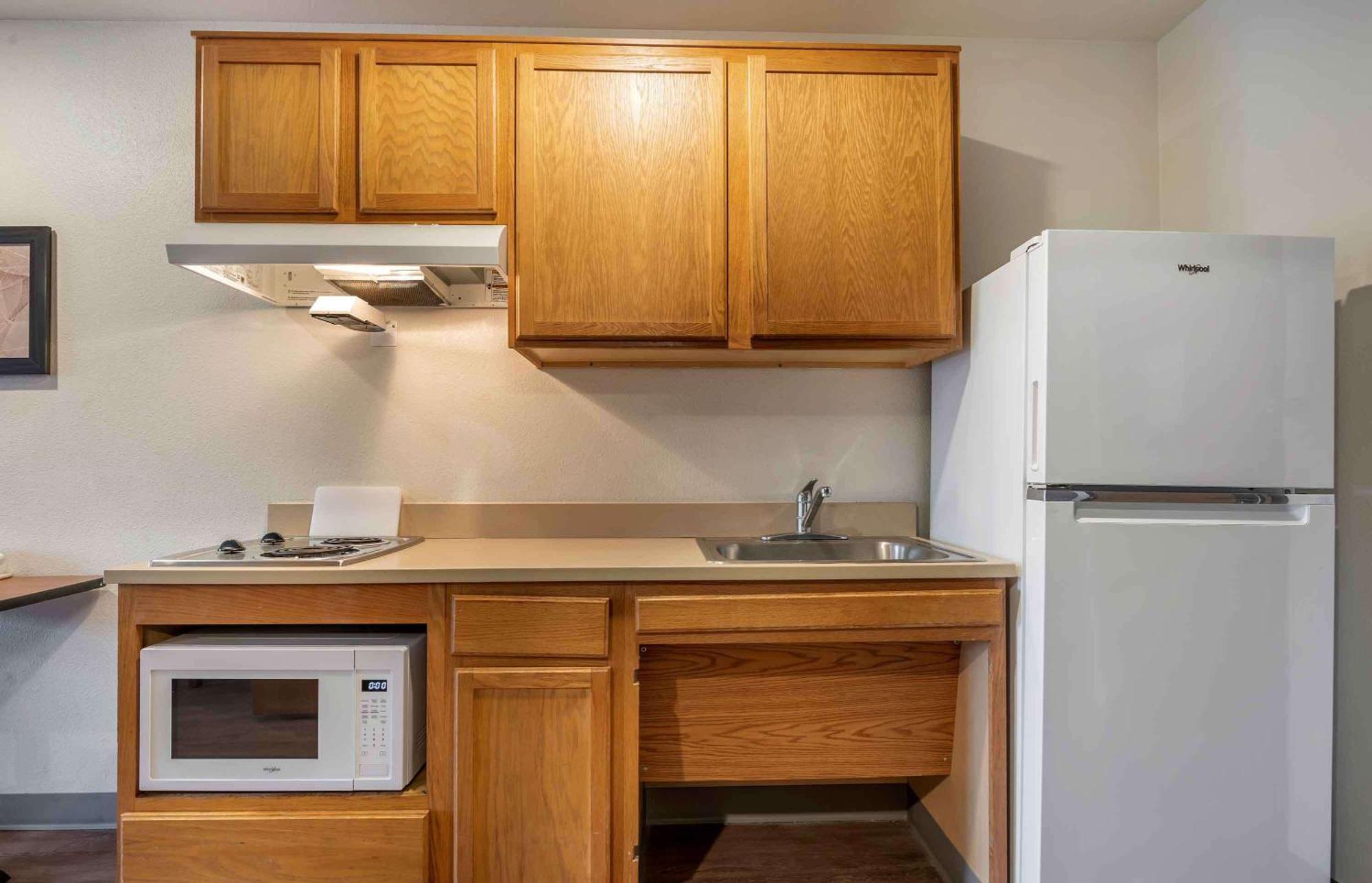 Extended Stay America Select Suites - Charlotte - Northlake Zewnętrze zdjęcie