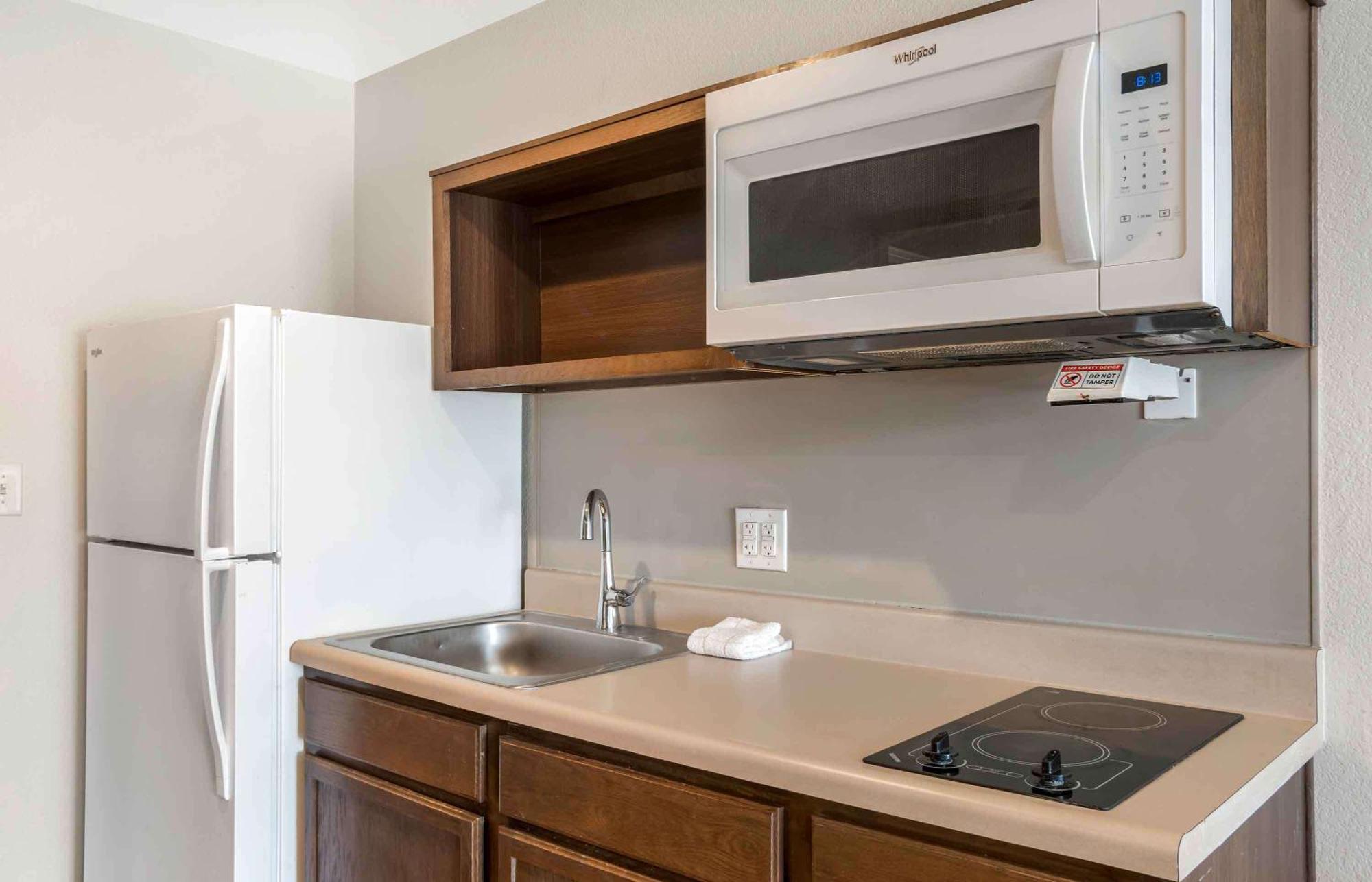 Extended Stay America Select Suites - Charlotte - Northlake Zewnętrze zdjęcie