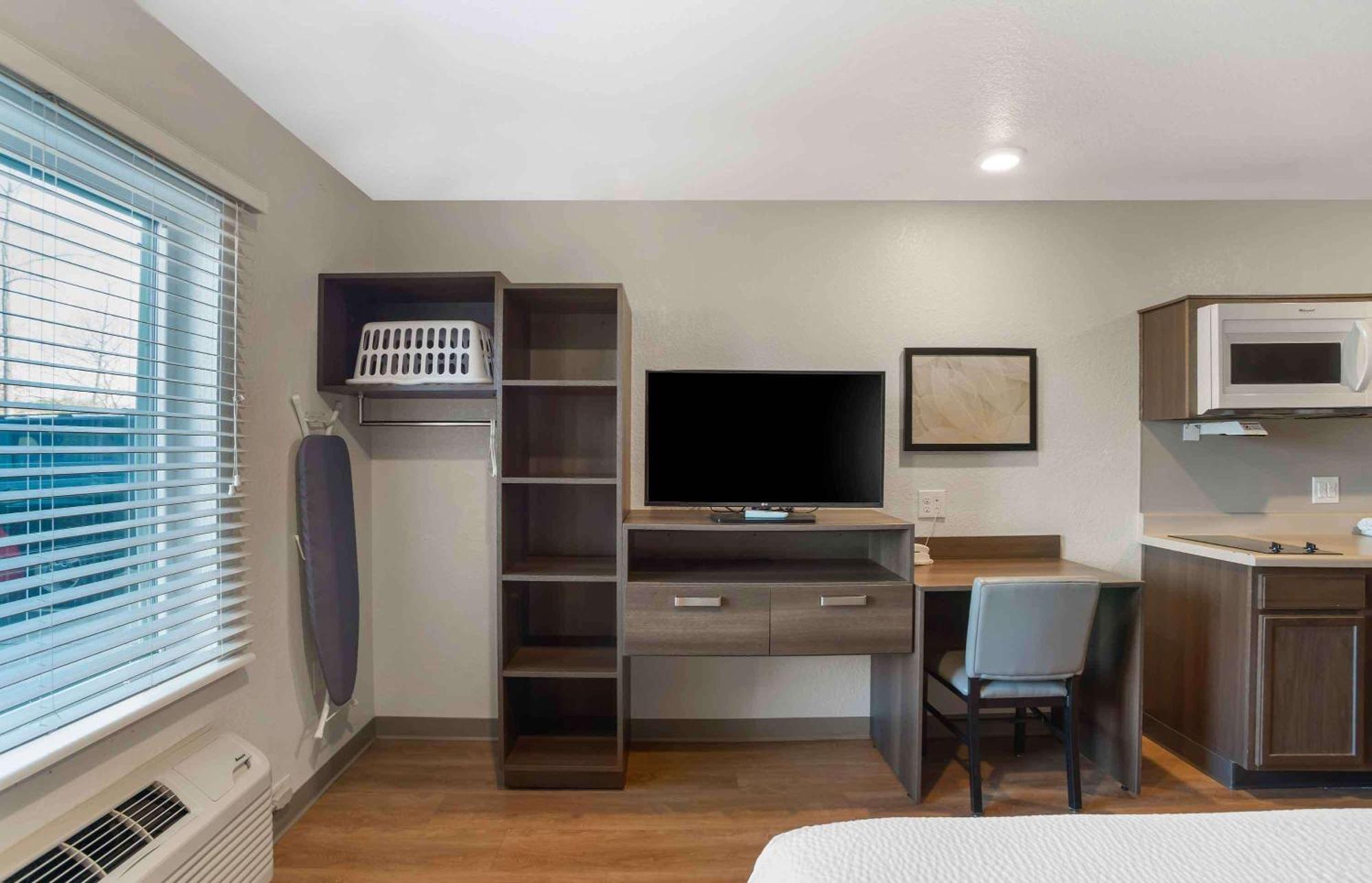 Extended Stay America Select Suites - Charlotte - Northlake Zewnętrze zdjęcie