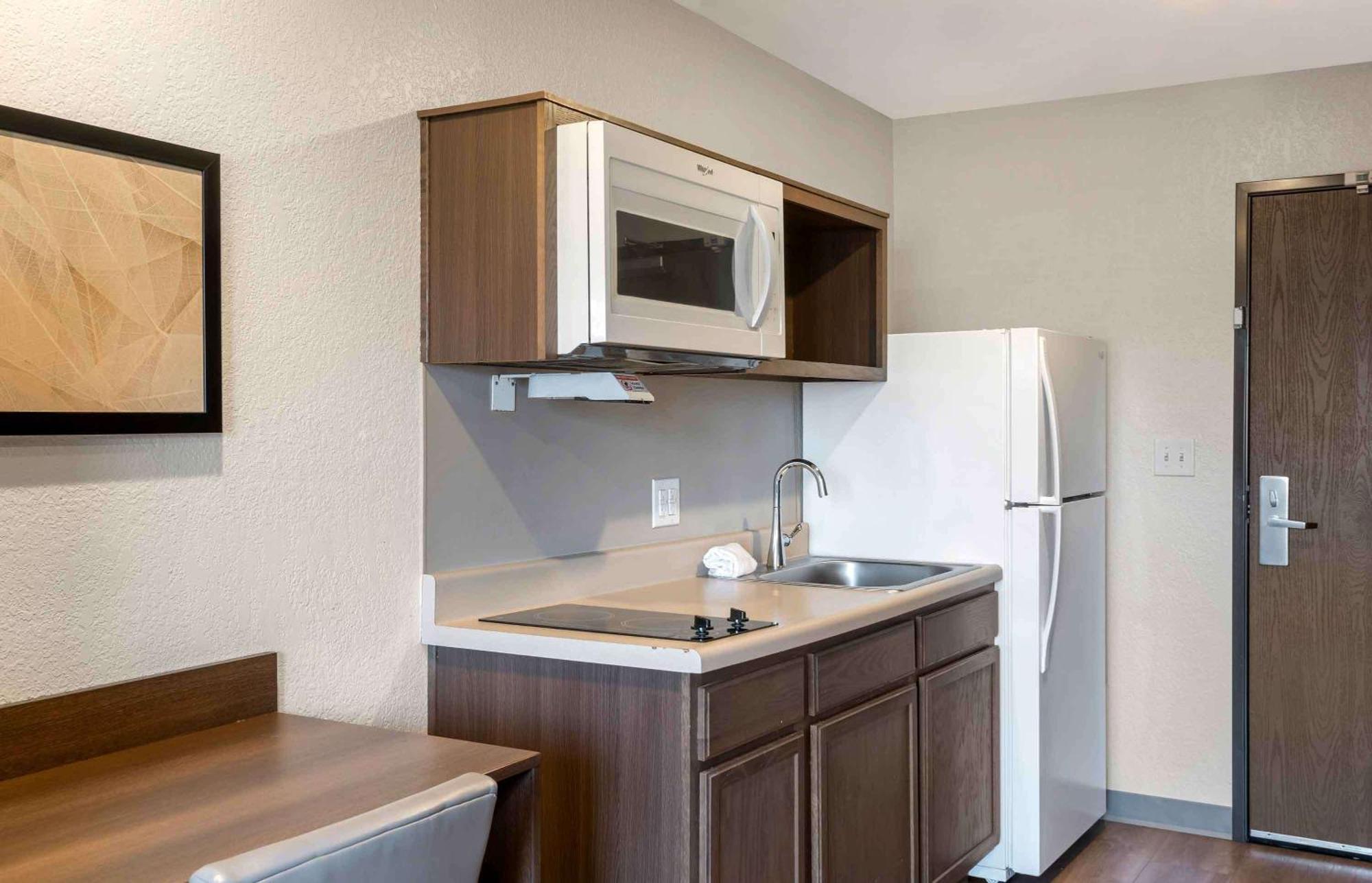 Extended Stay America Select Suites - Charlotte - Northlake Zewnętrze zdjęcie